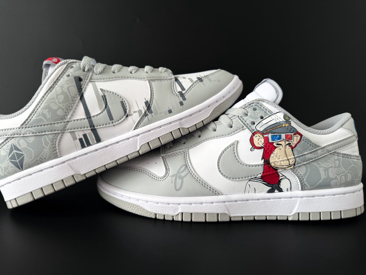 FRESHESTKICKS.ETH 👟 tweet media