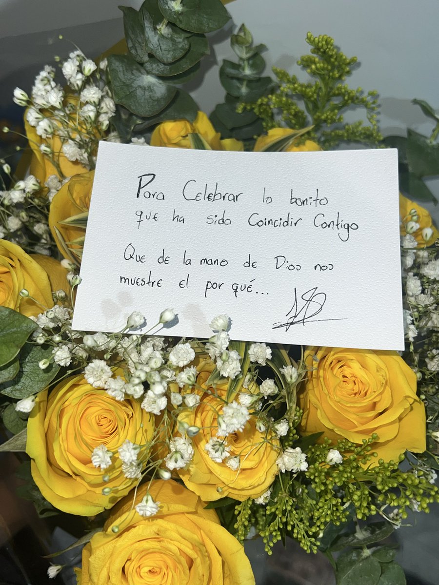 rodriiguezpaola's tweet photo. Amigas, oren y esperen, por qué siempre llega algo mejor! https://t.co/cBV3RRxx6I