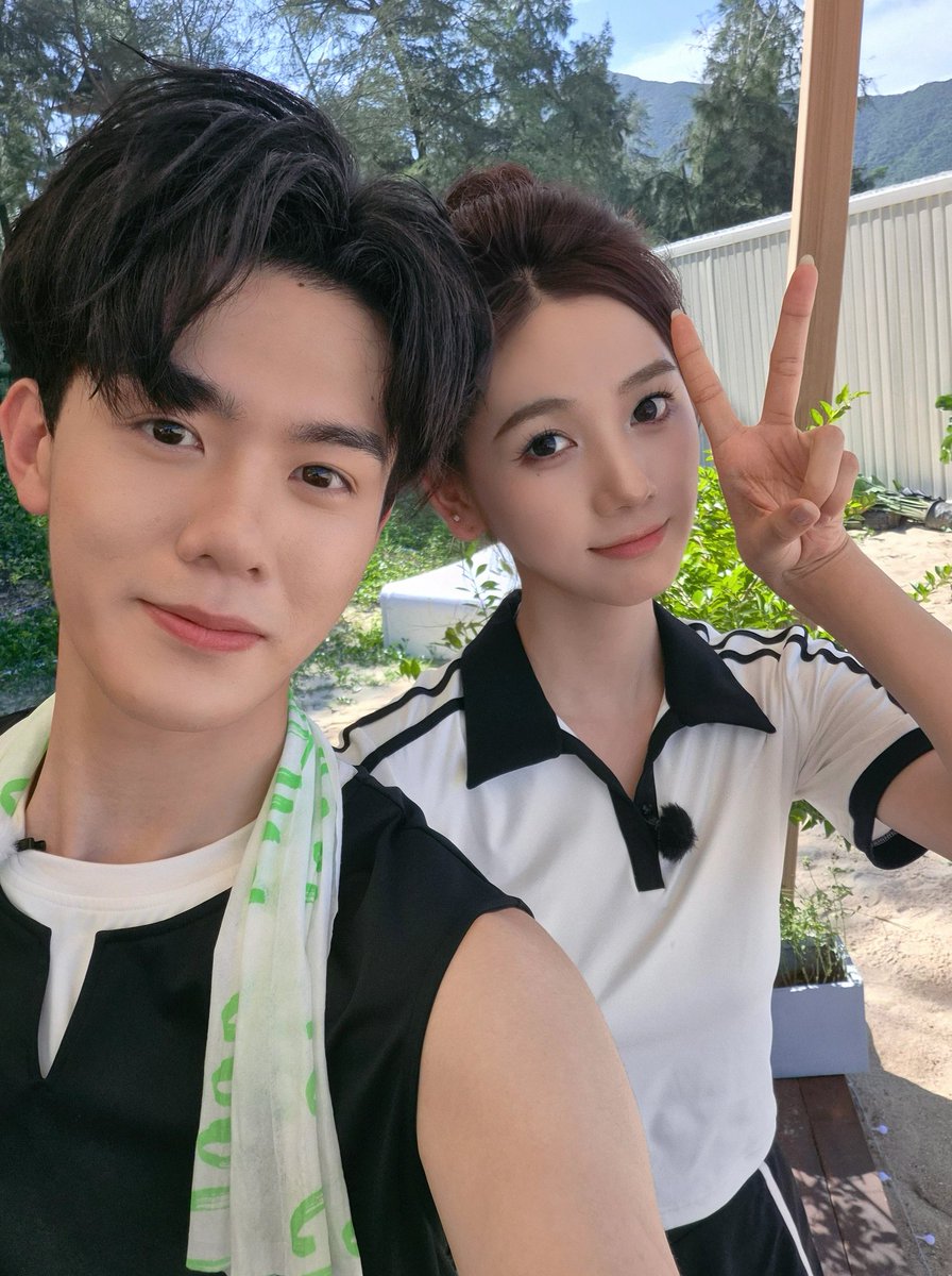 girlseayou's tweet photo. Hui Hui's post with Xiao Pan
#lovewinsall https://t.co/zHSJvq7AJy