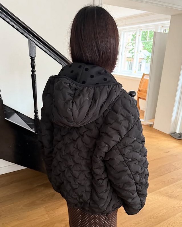 이고 .. 안감 도트라서 기엽군 햇는데
리버시블이래 < 개좋음ㅁㅊ