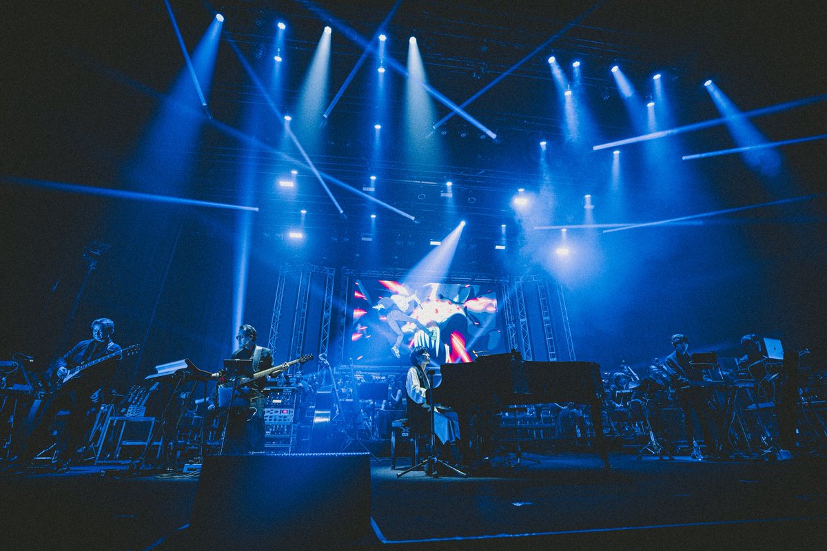 【お知らせ】

12/24(水)、LIVE Blu-ray「澤野弘之 20th Anniversary Concert × Aniplex」発売決定！💿

更にAmazonにて対象商品をお買い上げの方を対象に先着購入者特典も決定。
詳細は公式HPをご確認ください。

➤詳細はこちら
sh-nzk.net/artist/sawanoh…

#HiroyukiSAWANO #澤野弘之