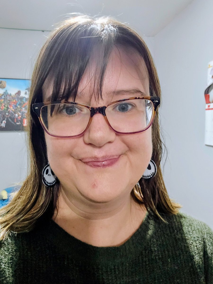 Time to break out the Jack Skellington earrings 🙂 Goodnight everyone