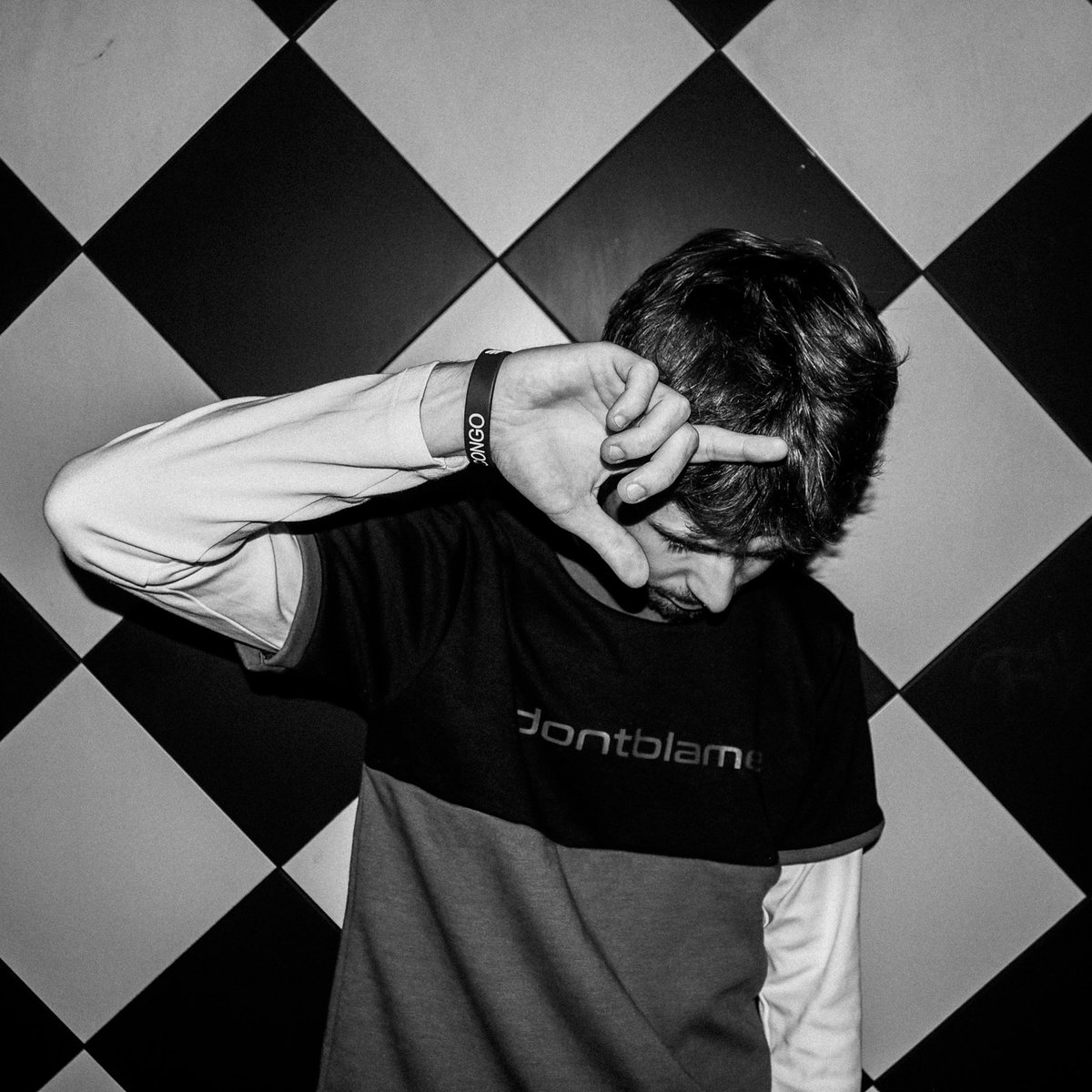 Col’in tweet media