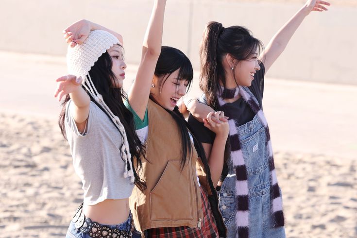 Ablume_Base's tweet image. ABLUME BASE 1M PARTY 🥳

Thank you all for 1,000,000 followers we love you 🥳