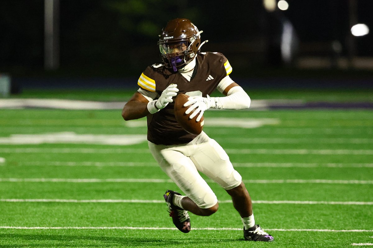 Thank you Highschool football #3 out
Sr season stats
1k+ All-purpose yards 10 Td's 
All conference / Conference MVP
1x Team of the week
American rivalry game MVP
hudl.com/profile/180262…
<a href="/CoachBlackmon50/">Rahju Blackmon</a> <a href="/CoachWalkerIV/">𝐄𝐥𝐯𝐞𝐧 𝐖𝐚𝐥𝐤𝐞𝐫 𝐈𝐕</a> <a href="/CoachLA73/">Arthur L.A. Ray</a> <a href="/coach_krawczyk/">Matthew Krawczyk</a> <a href="/CoachBWilson/">Brad Wilson</a>