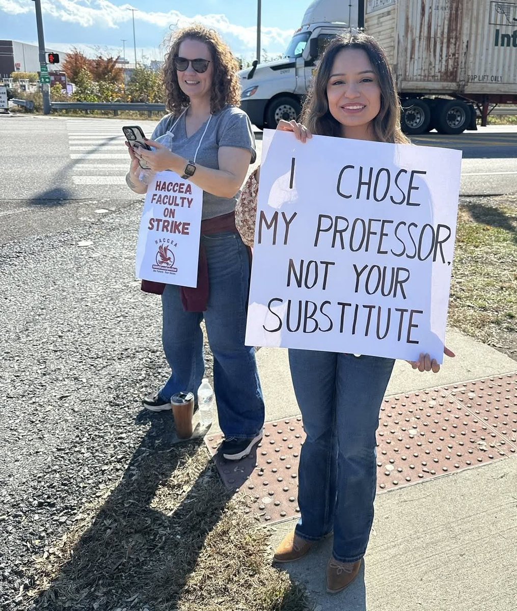 HawkProfsUnited's tweet photo. Thanks to all who showed up for the first day of HACCEA's strike. We were heartened to see other unions, community leaders &amp; especially our students there with us.

We'll be picketing again on Tuesday  11/4 from 8:30 am til 4:00 pm @ the Hburg campus. Join us! 

#faircontractnow https://t.co/AjSRkXIwLa