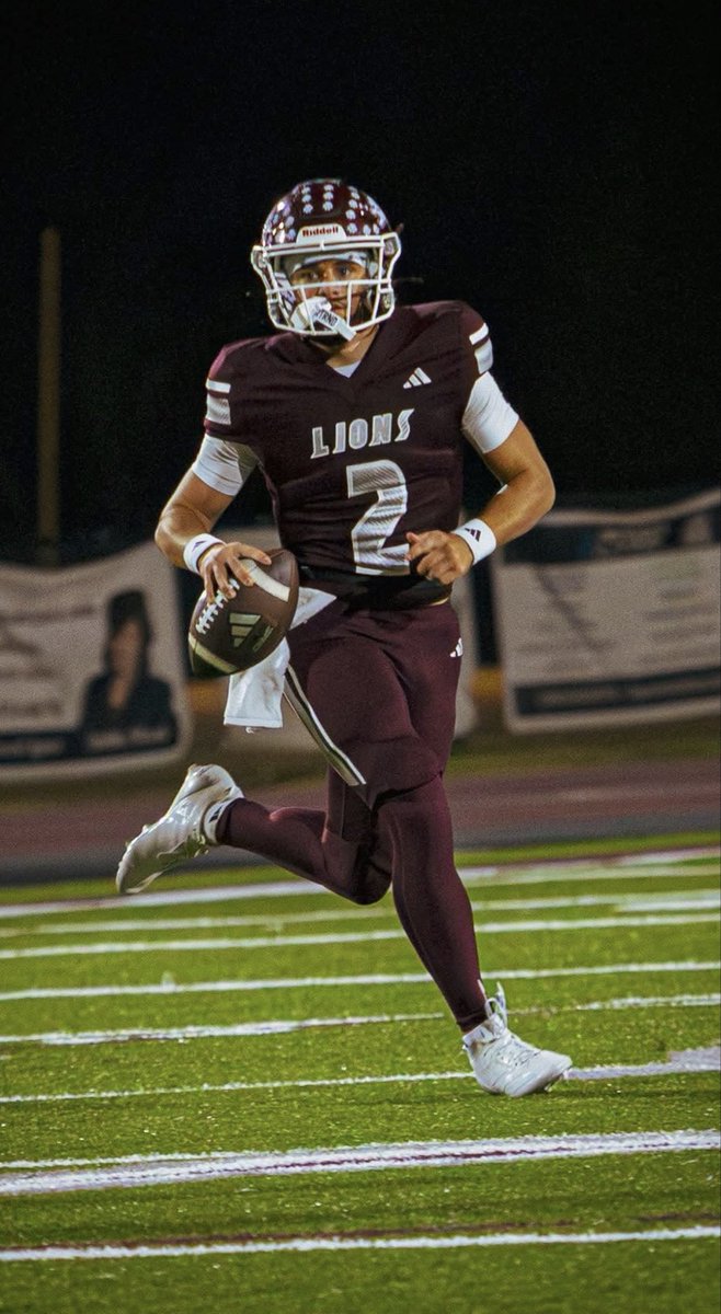 Regular season stats:
✅10-0 regular season
✅Total yds: 2256
✅ Total TD’s: 34
✅ 119/169 - 2044 yds (70.4%)
✅ QBR 145.8
✅ 31 Passing TD’s, 2 Int
✅ 36 Carries - 212 yds
🚨 HUDL:  hudl.com/v/2SRCwW

<a href="/CoachUBrown/">Umbrah Brown</a> <a href="/CoachBelew14/">Colton Belew</a> 
<a href="/Coach_Walker55/">Coach Jock Walker</a> <a href="/Championsmaca/">Champions Mindset Academy</a> <a href="/rvfc10/">ronveal</a>