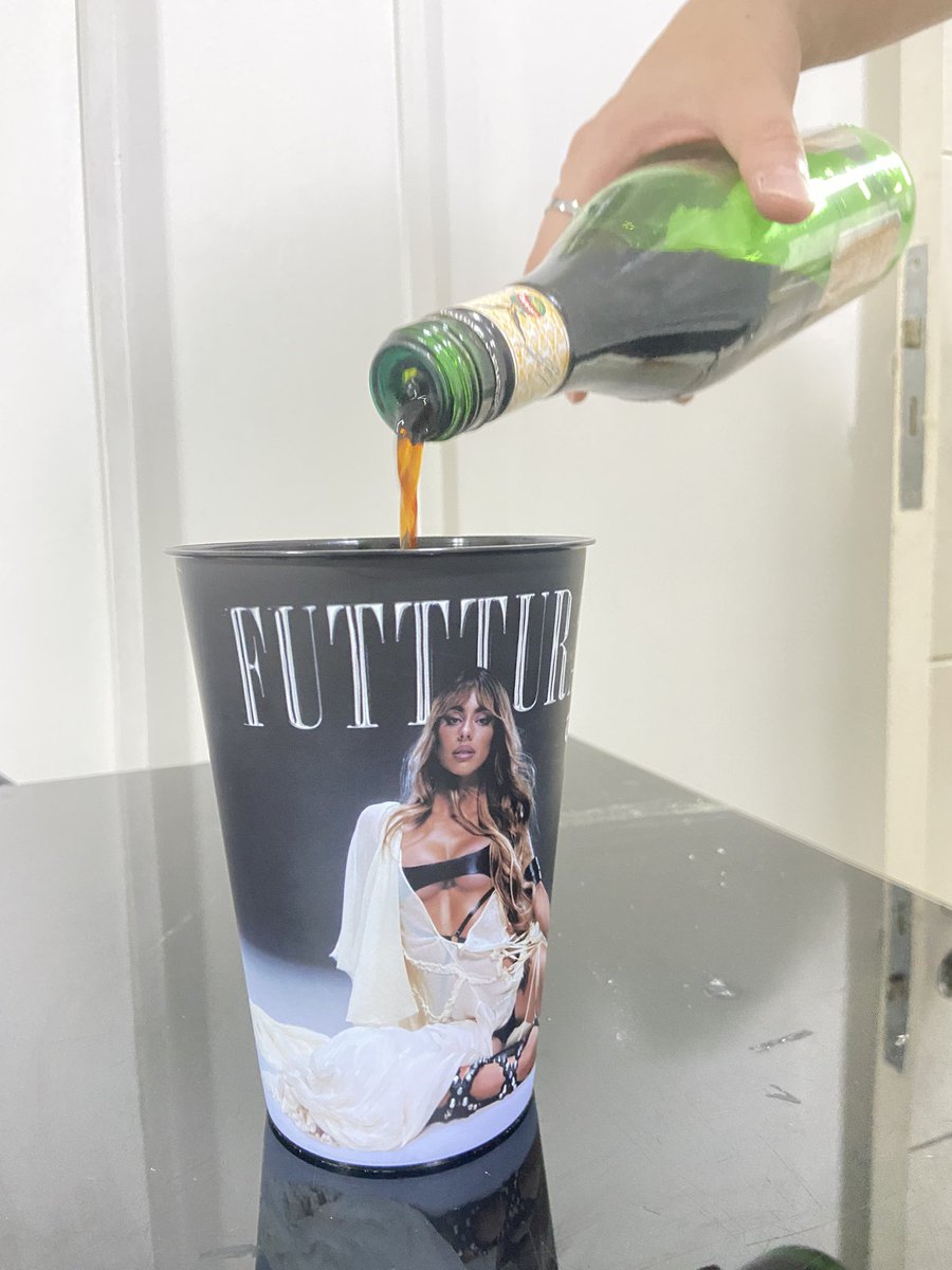 usando el futttuvaso como debería ser