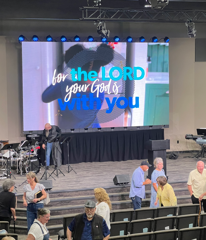 EsdlumenLED's tweet image. 🌟Rental Case Highlights | Pilot  Pro Series in Action   At Christ Community Church (U.S.), our Pilot Pro 2.6 rental LED display is bringing worship to life.  

 #RentalLED #ChurchAV #WorshipExperience #PilotPro #LianTronics #DigitalTransformation #CustomerSuccess