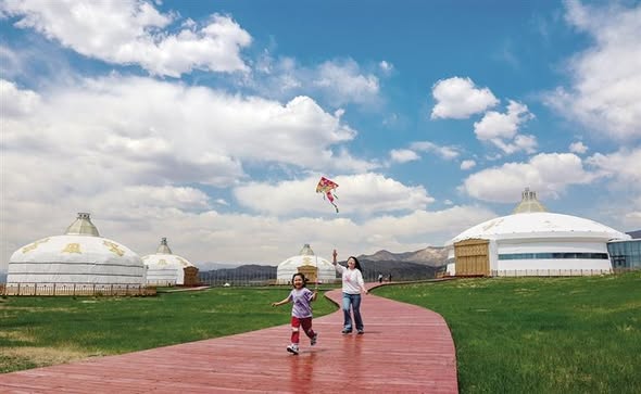 The Chilechuan Grassland in Hohhot echoes with the grandeur of ancient poetry and captivates today with its unique charm.