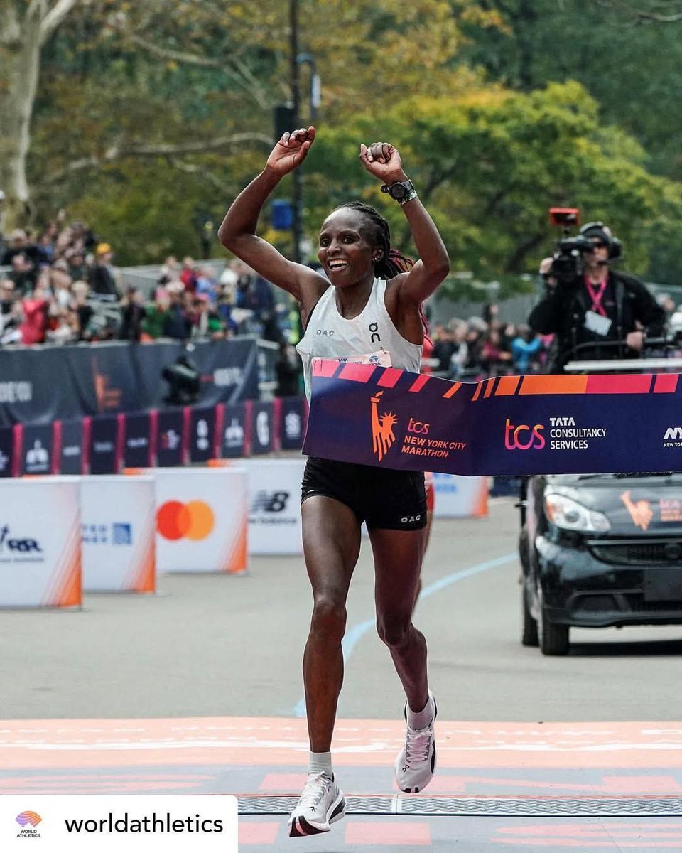 kdfinfo's tweet photo. Kenya Defence Forces soldier and world-renowned distance runner Warrant Officer Class 2 (WO2) Hellen Obiri stormed to a historic victory at the 2025 TCS New York City Marathon, smashing the women’s course record and reaffirming KDF’s growing presence on the global sports stage.

See more: https://t.co/jvO37hIYxO

Photos Courtesy of World Athletics.