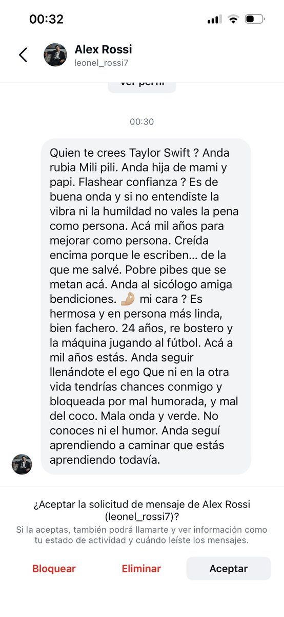 zoefoglino's tweet image. miren lo que me mandó un loco porque le dije que tenía pinta que le faltaban un par de jugadores