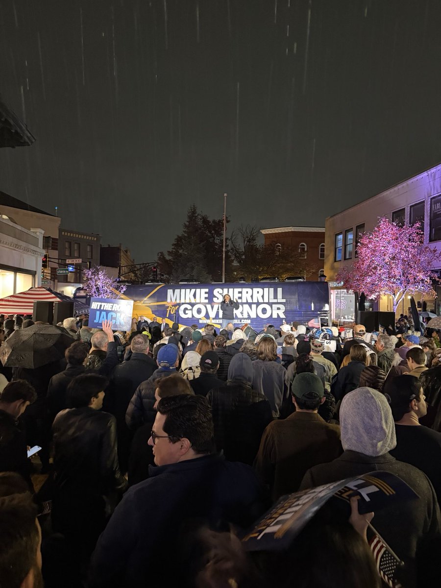 From Union to Montclair Tonight; We are leaving no ground untouched! 

Let’s do this NJ! 
Make a plan to Vote tomorrow! 🗳️