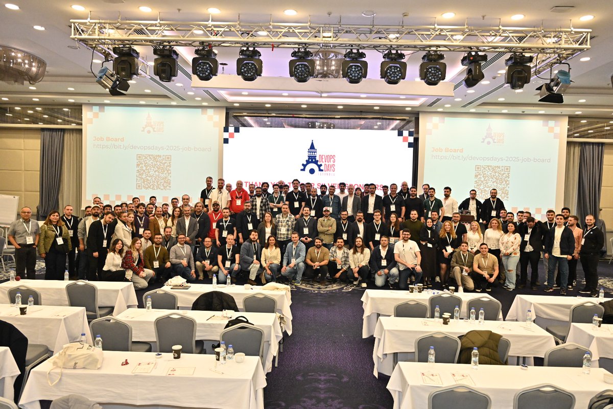 srhtcn's tweet image. #DevOpsDays Istanbul - 8 times in the last decade. One of my most meaningful community involvements in Türkiye. It was where I gave my first public talk at an international conference back in the day.

@devopsdaysist means a lot to me, and I was excited to be there again to give…