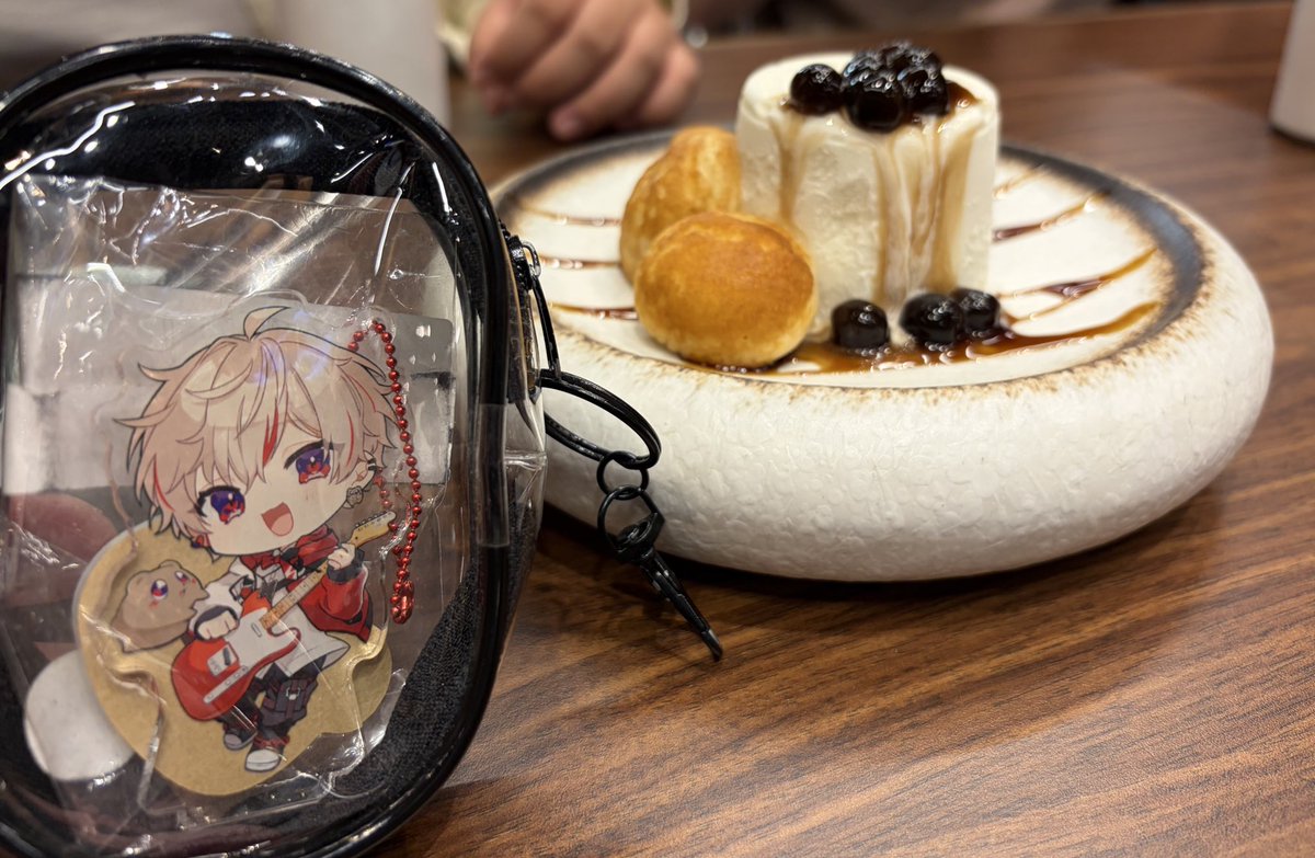 詩詩、 tweet media