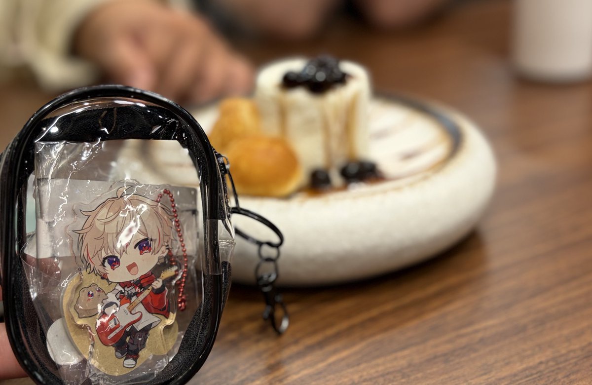 詩詩、 tweet media