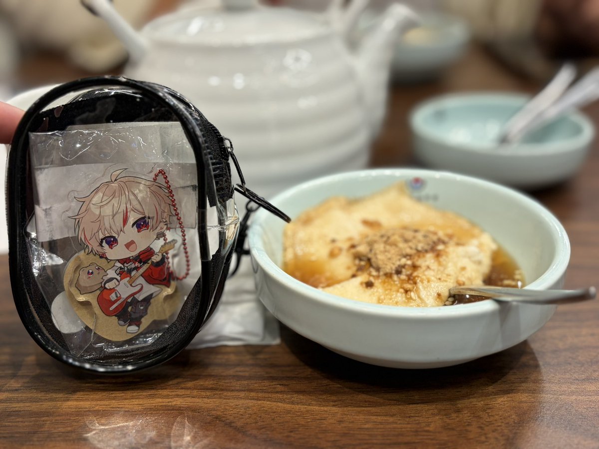 詩詩、 tweet media