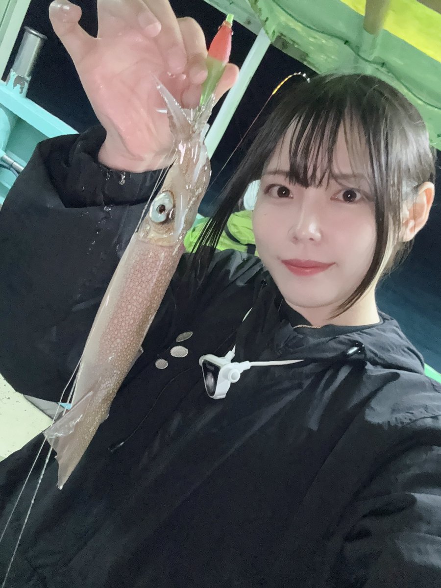 みなせちわ tweet media