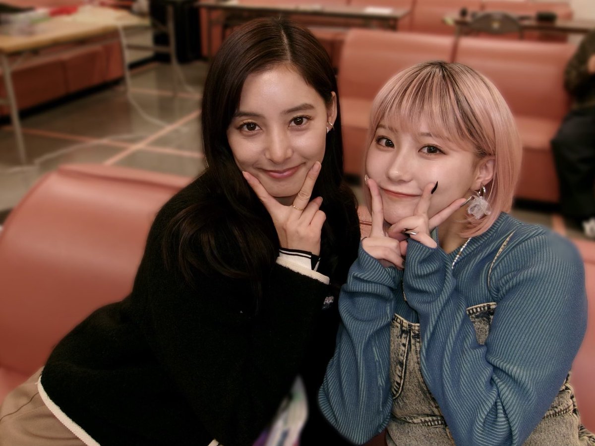 ／
#良いこと悪いこと
イッキ見week発動中💥
＼

優子さんと美久さん📸
お二人でお写真撮っていたので
便乗させてもらいました😋
かわいすぎる🫶

ただいまTVer全話配信中📱
4話配信は11/8まで‼️
bit.ly/tver_x_organic…

#間宮祥太朗 #新木優子
#田中美久
【第5話】11月8日(土)よる9時