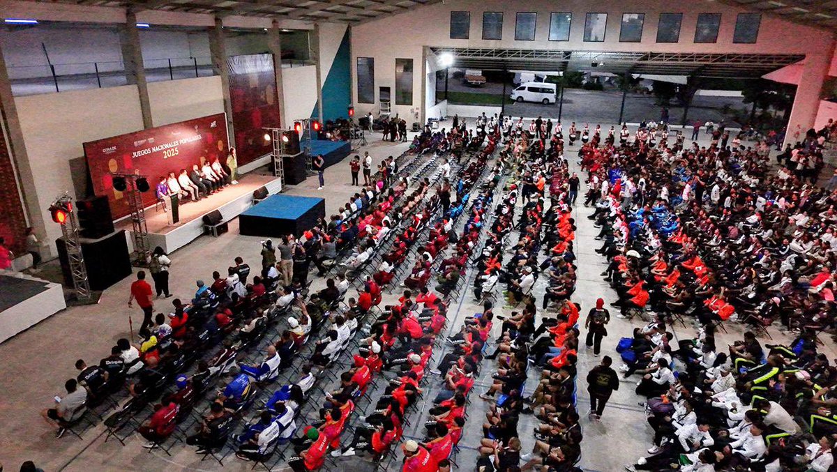 Me pone feliz ver cómo el deporte une a tantos jóvenes en Oaxtepec. 🙌🏻

¡Mucho éxito a todas y todos en los Juegos Nacionales Populares 2025! 

#México #Deporte #CONADE