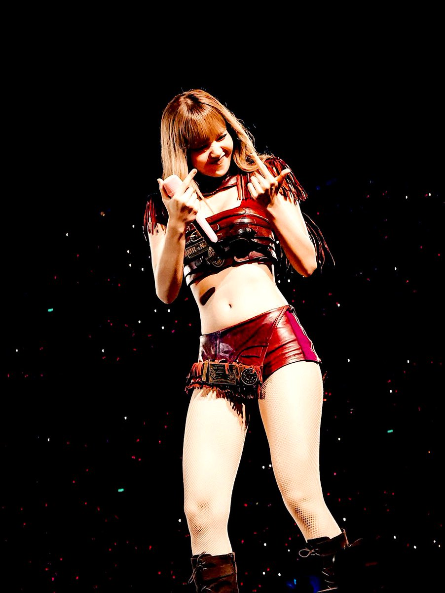 archive_lisas's tweet image. body go wild