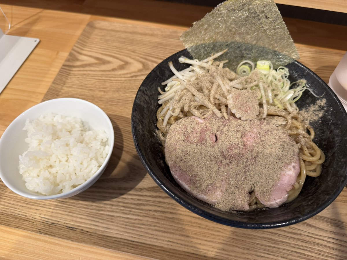 煮干し油そばや！