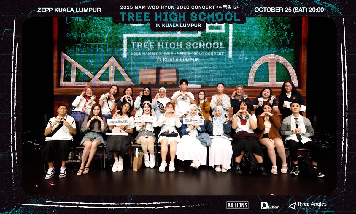 Threeanglespro's tweet photo. MALAYSIA Sprouts! 🌱  The 2025 NAM WOO HYUN CONCERT <식목일5 - TREE HIGH SCHOOL> IN KUALA LUMPUR indeed sparkled so bright because you shared your heart and smiles together. 💚🌳
Here are the group photos you’ll keep as a vibrant memory of that special day! 🌟

🔗 :  https://t.co/VfF6clgOd5

#남우현 #NAMWOOHYUN
#NWH_5TH_SOLO_CONCERT
#식목일5 #TREE_HIGH_SCHOOL
#나무高 #나무고등학교
#빌리언스 #BILLIONS
#KUALALUMPUR
#DSHOW #ThreeAnglesProduction