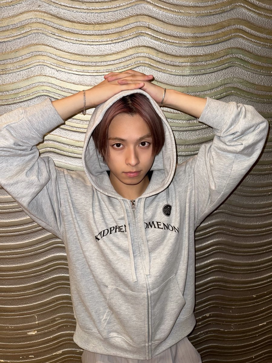 D7SCOVER 衣装 #川口蒼真 アレンジ🐰 #シンプルイズベストパーカー