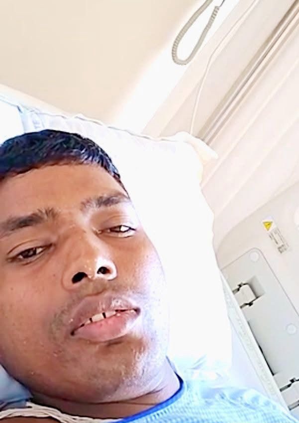 aftab70782201's tweet image. Touching gesture! ❤️ A brother's love knows no bounds!  blood donor #Manoj_kumar  selflessly donates a kidney to his brother, setting an inspiring example for all of us. True heroism lies in sacrifice and love! 🙏 #BrotherlyLove #OrganDonation #Inspiration"