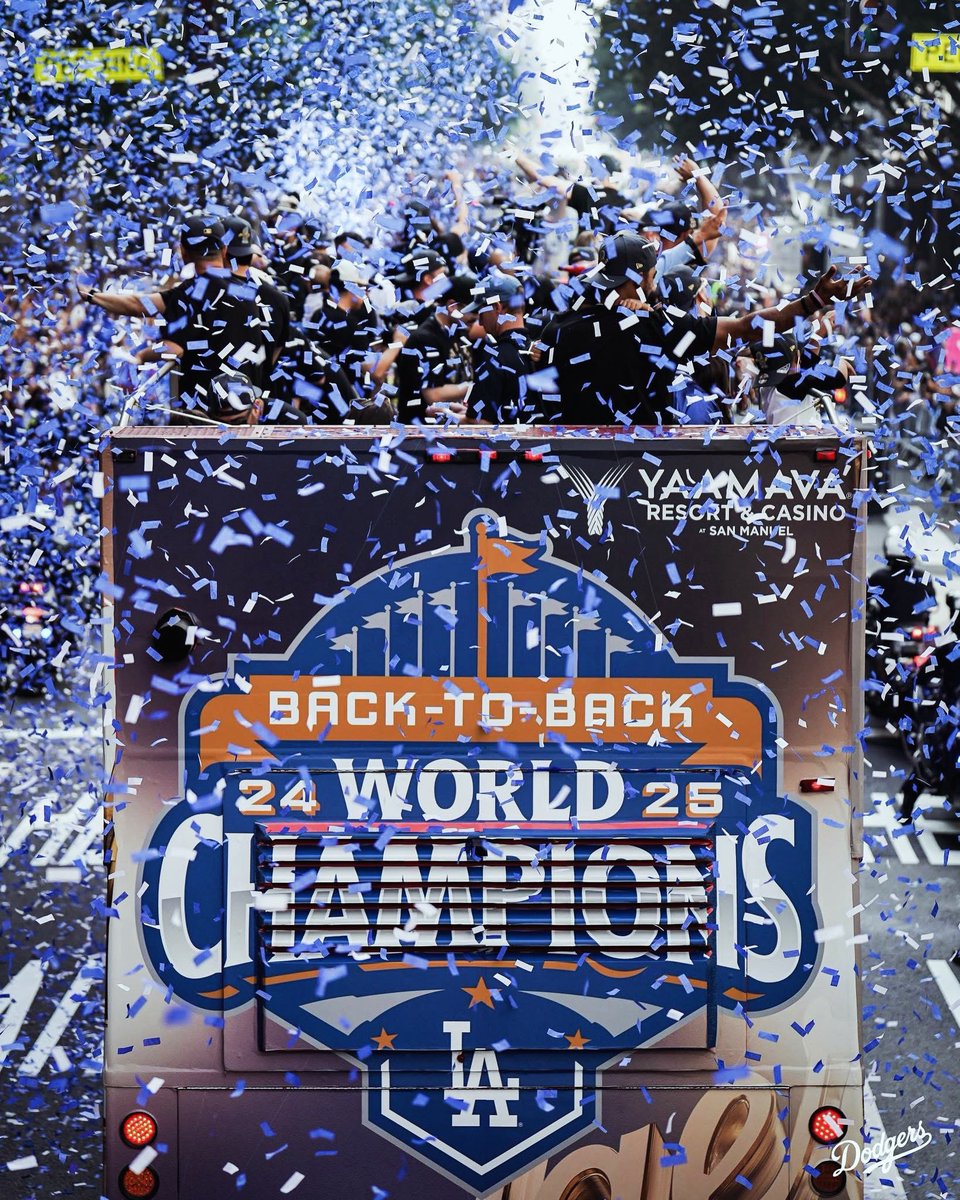 Parade Day in Los Angeles!!
It’s all about the DODGERS, baby!!! 

🏆 🏆 🏆 🏆 🏆 🏆 🏆 🏆 🏆 

Think Blue. Bleed Blue. Go Blue. 💙

Yes, I’m going to enjoy this 😁

#Dodgers