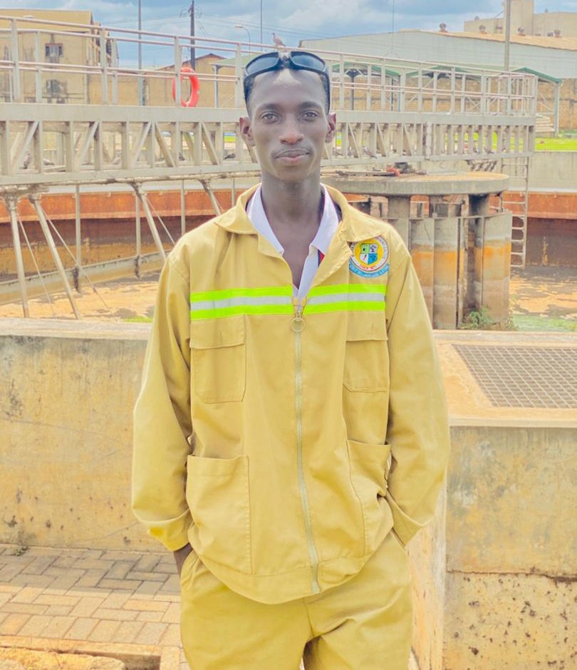 Up and grateful🫡
Good morning X family, Blessed day ahead