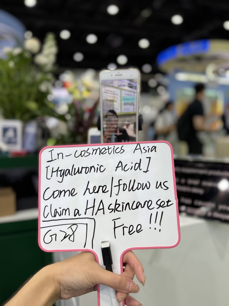 Focusfreda's tweet image. We📸 are all set!!🫶✨

 🌞 Day 1: 
The first group photo is ready! Welcome to G28 at #incos  #incosasia  Thailand 🇹🇭! Enjoy #hyaluronicacid together!!! 

Claim Free Skincare Set
Screenshot our Livestream

#skincare #cosmetics