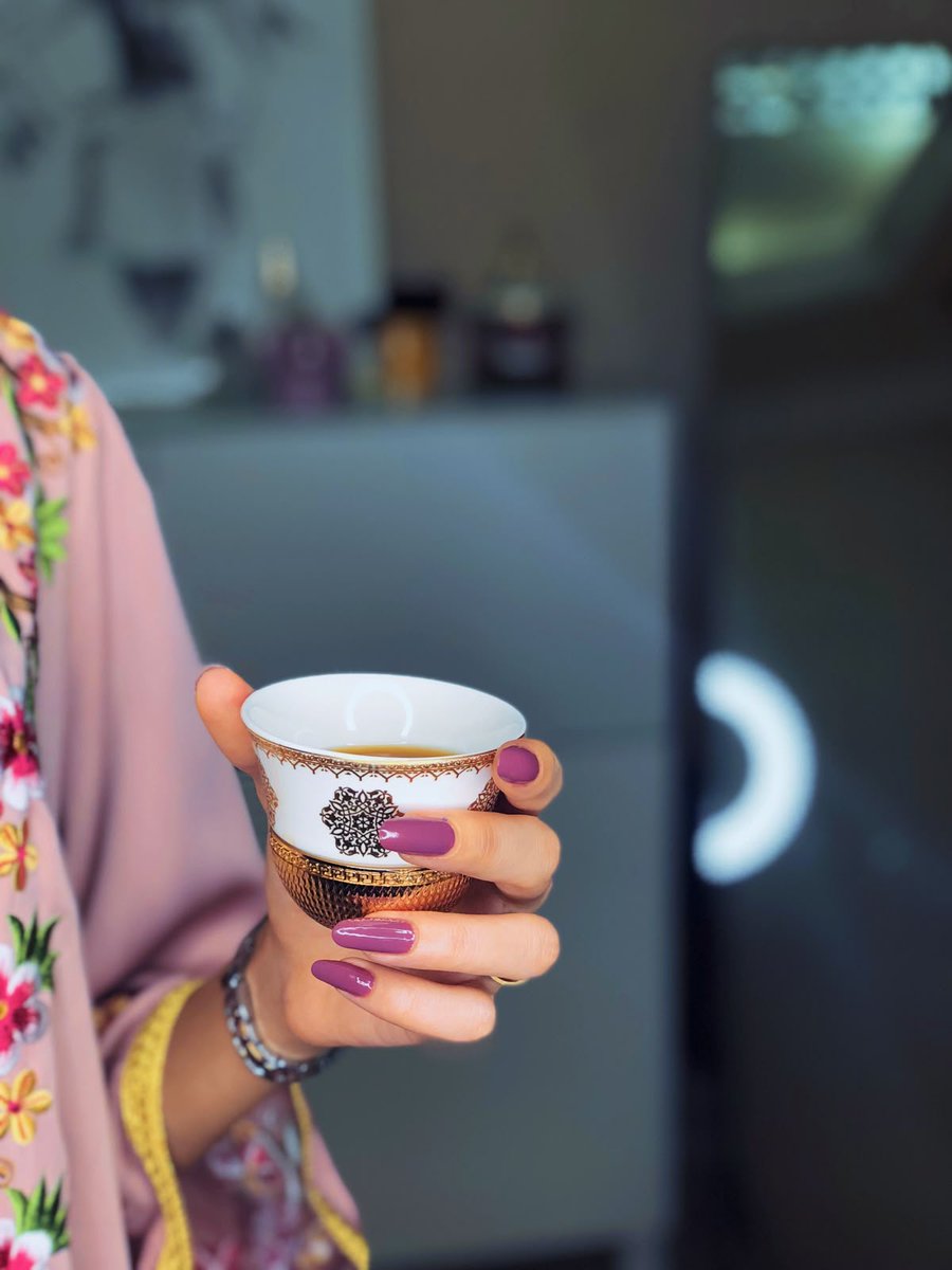 iaut601's tweet photo. فنجان قهوتي ما يبدى يومي بدونه 😌☕
ريحة القهوة كأنها طاقة حلوة تعيد المزاج ❤️

#قهوة_عُمانية #صباح_الخير #راحة_بال
#بروجكت_عمان #صباح_الاشياء_المشرقه
#السلطان_هيثم_يزور_اسبانيا #يوم_البحريه_السلطانيه_��لعمانيه https://t.co/fQEZj1kPiI