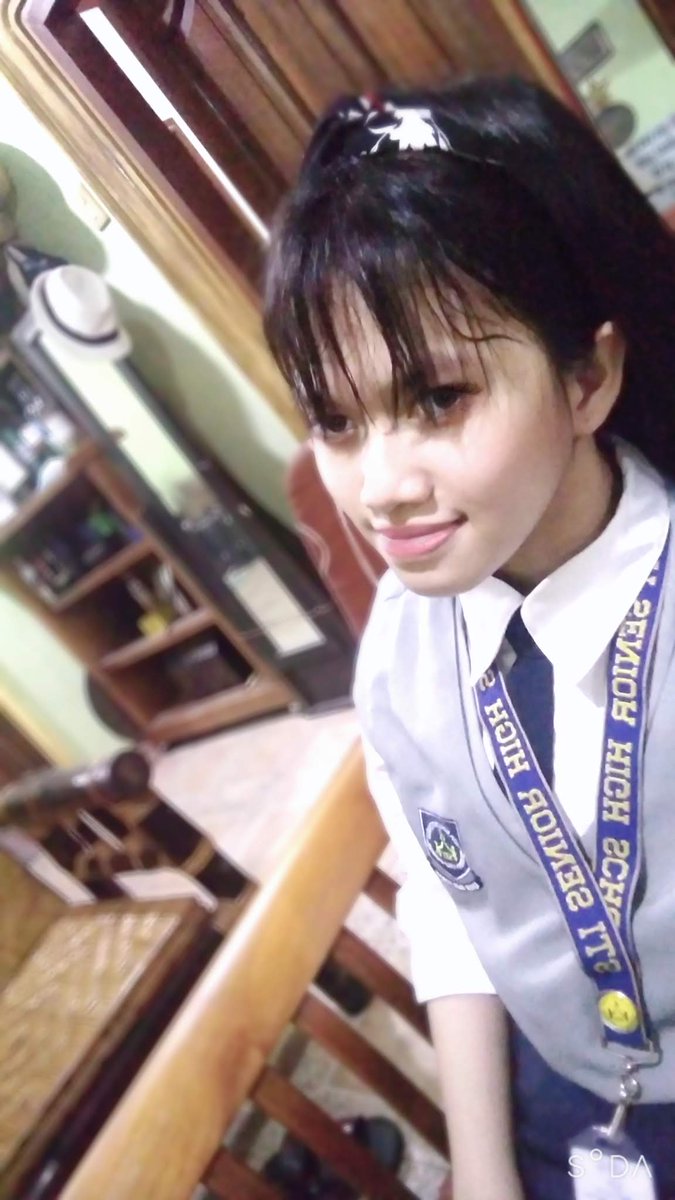 precious061405's tweet photo. Short hair, Sweet 16 and homeschooled…but still outshining the classroom I’m not in ✨😌 https://t.co/NsrrKdSt4m