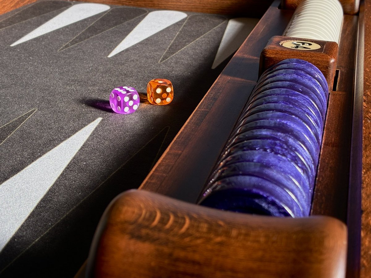 MBCの第7回目のバックギャモン例会を開催します。

［日時］
11月23日（日）
10:00～17:00
途中入場、退出も可能です。

［場所］
岩手県盛岡市
いわて県民情報交流センター（アイーナ）6F
会議室604

［参加費］
800円（～3時間500円）

＃盛岡 ＃岩手
#backgammon #バックギャモン