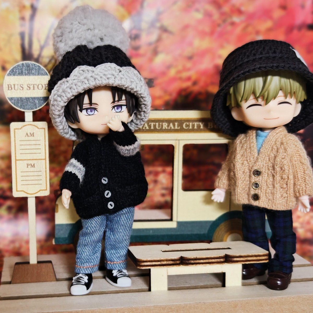 うちのキメ顔長谷部くん。笑顔に見える写真が撮りたくて苦戦中。ポンポン帽とかカワイイ系が似合うように…。