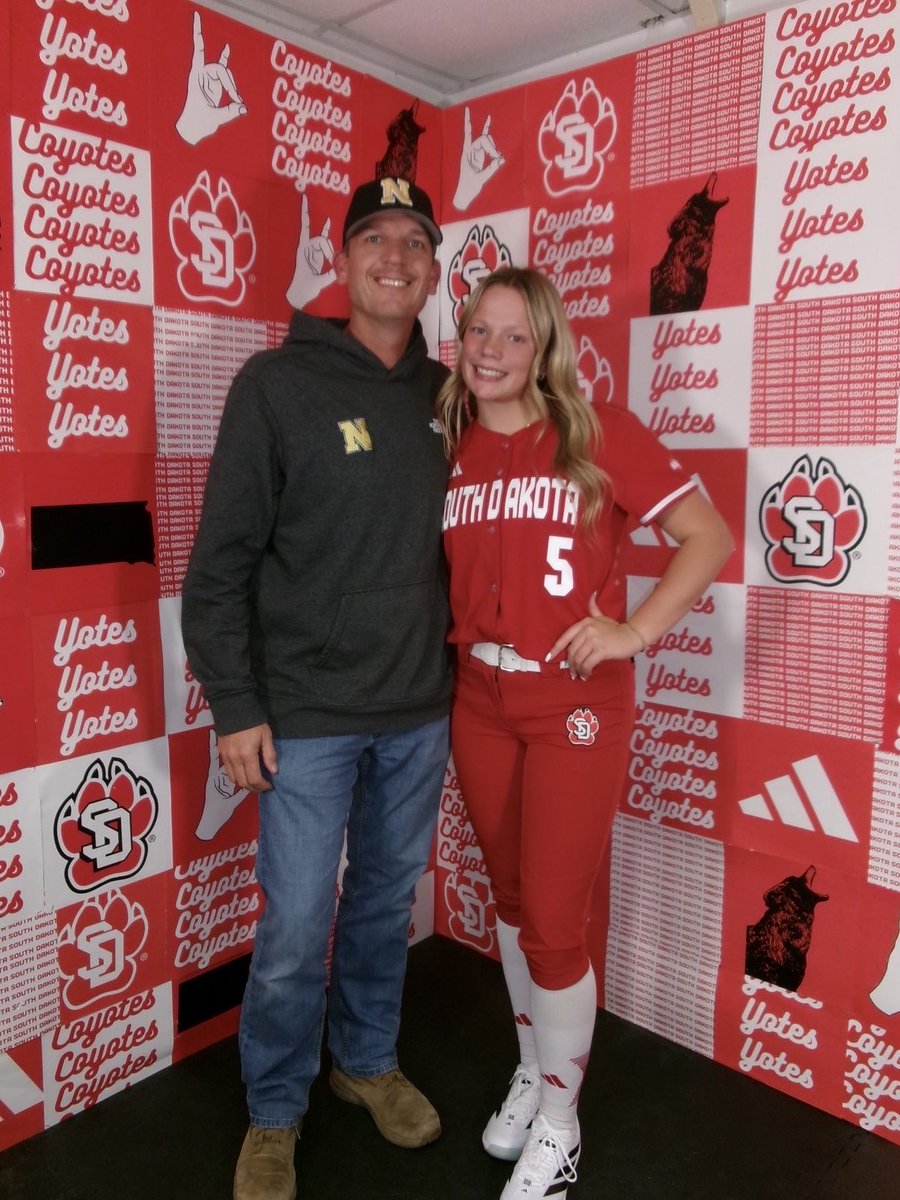 I had such an AMAZING official visit this past weekend in Vermillion. I loved getting to know the current players and the people in my class as well. GO YOTES! ❤️🐺 <a href="/SDCoyotesSB/">South Dakota Softball</a> 
<a href="/NebraskaGold/">Nebraska Gold</a>
<a href="/SkuttSoftball/">Skutt Catholic Softball</a> 
<a href="/loyaltytraining/">Loyalty Training LLC</a>