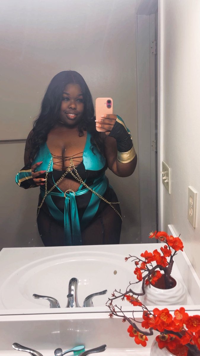 SoundLikeHunney's tweet image. Jade Wins 🐍 FATALITY 

#MortalKombat #jade #fatality #Kitana #Cosplay