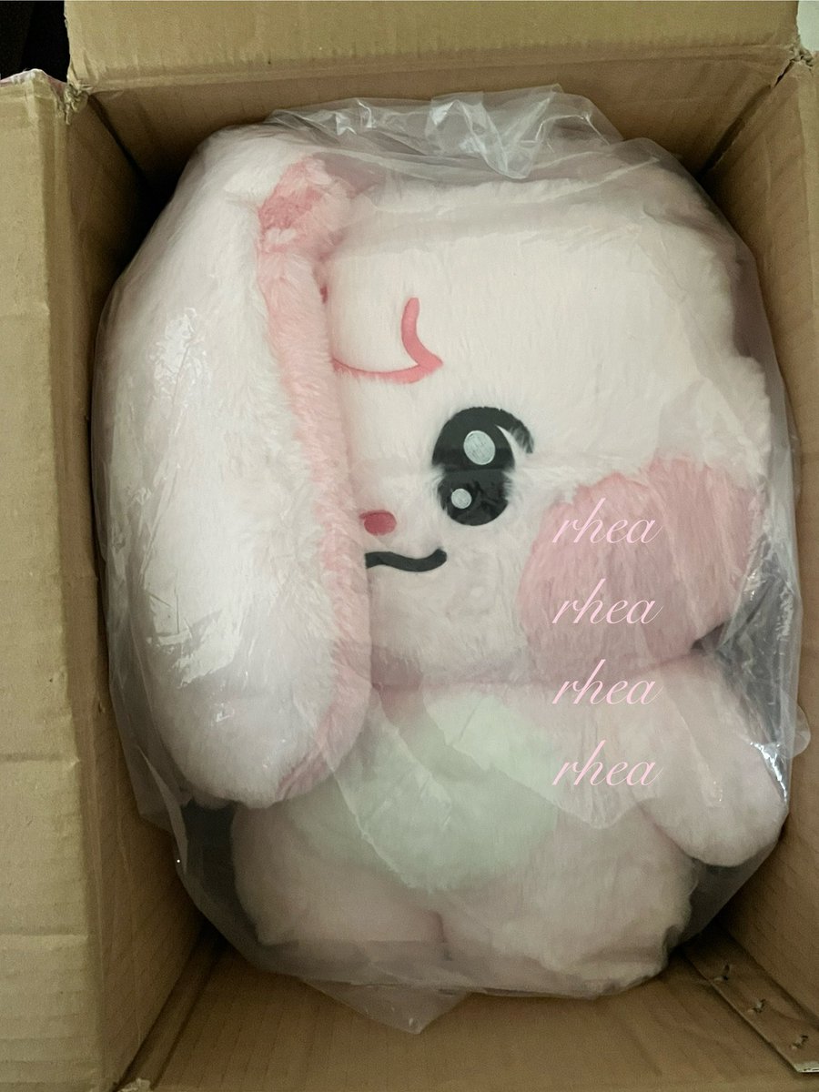 MY BABY KKYUBROT IS HEEERREEEEEEEES