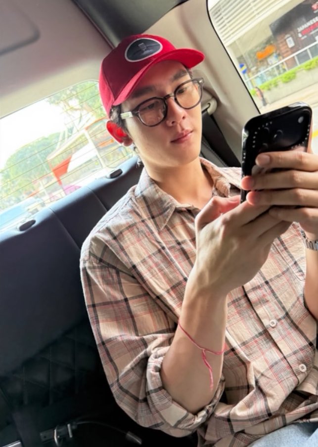 have fun in sg 🍅✌️

(from ig sammy_3008)

#kasibook <a href="/kasibook/">กษิบ๊อง (ปลูกผลเขือเทศ)</a>