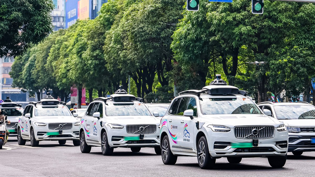 DiDiGlobal's tweet image. #DiDiAutonomousDriving supports the 15th National Games in Guangzhou, providing autonomous shuttle service for athletes, spectators and citizens around Guangzhou Tianhe Sports Center and other key venues. 🚘

#MoreThanAJourney #AutonomousDriving #SmartMobility #Guangzhou…