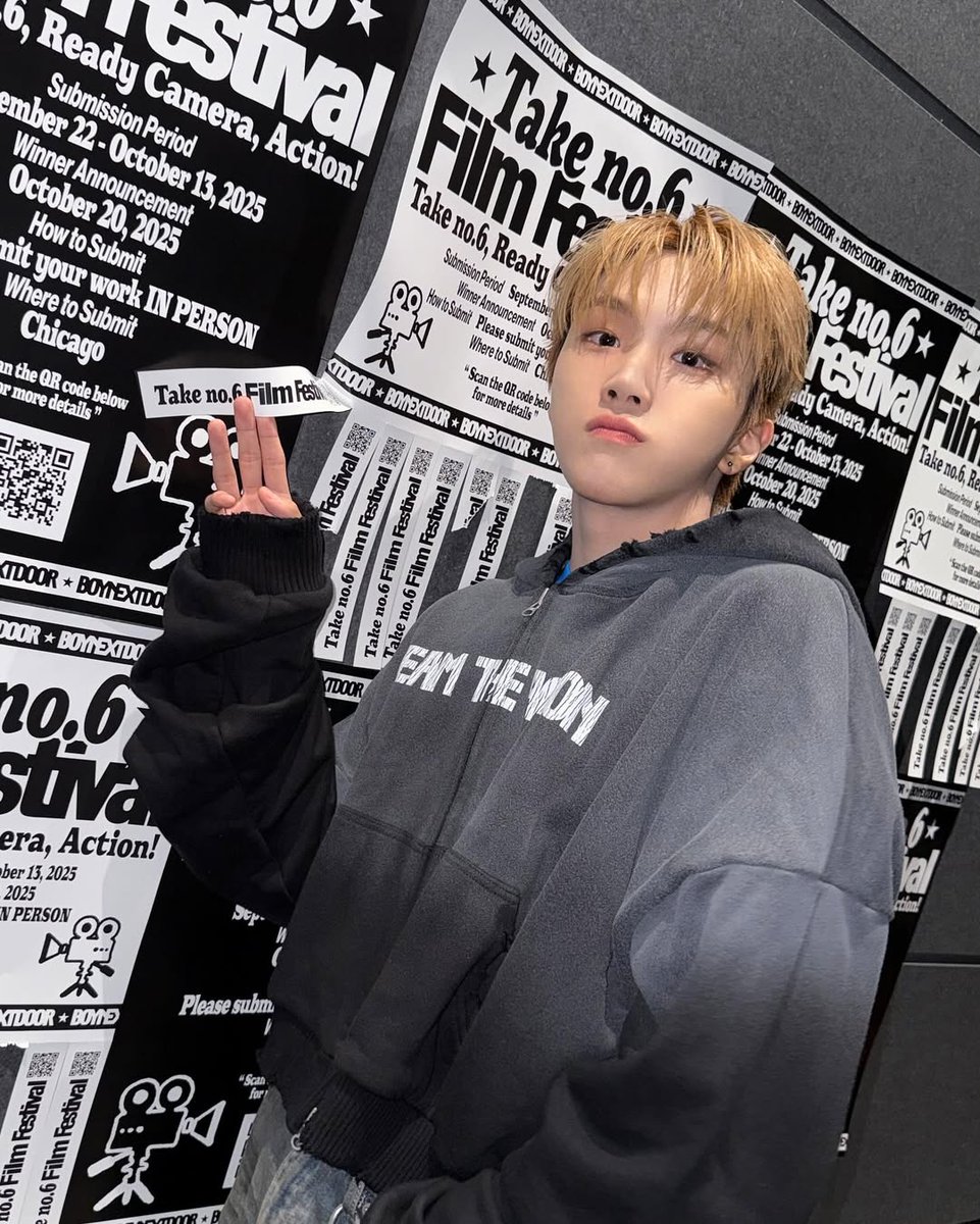 Wooyhak's tweet photo. I think I did a pretty good job promoting it, at least that’s what I tell myself. I might’ve relied a little on my face card too. I didn’t mean to pout, but somehow the camera caught me like that. Don’t worry though, there are some other candid shots that look way cooler. https://t.co/bLmiuZlGMz