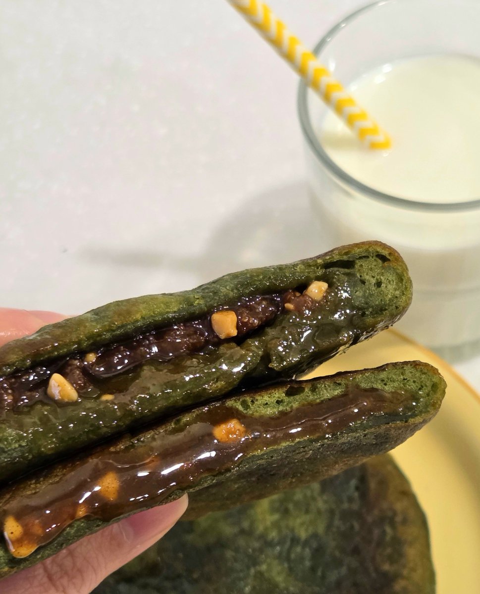 #EVENT
호떡 아랑하는 사람들 빨리 모여주세요...
꼬소하고 더 쫜득한 찹쌀쑥호떡믹스 땅콩PLUS가 나왔어용!!!

쨈믹스에 땅콩 가득 들어있어서 완존 짱맛탱...
이마트 트레이더스에서 판매 중입니당🛒

알티+팔로우해 주시면 
찹쌀쑥호떡믹스 땅콩PLUS를 선물로 드릴게요!