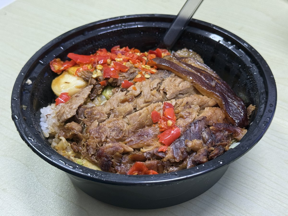 1.8的猪脚饭还很好吃，感谢猪猪