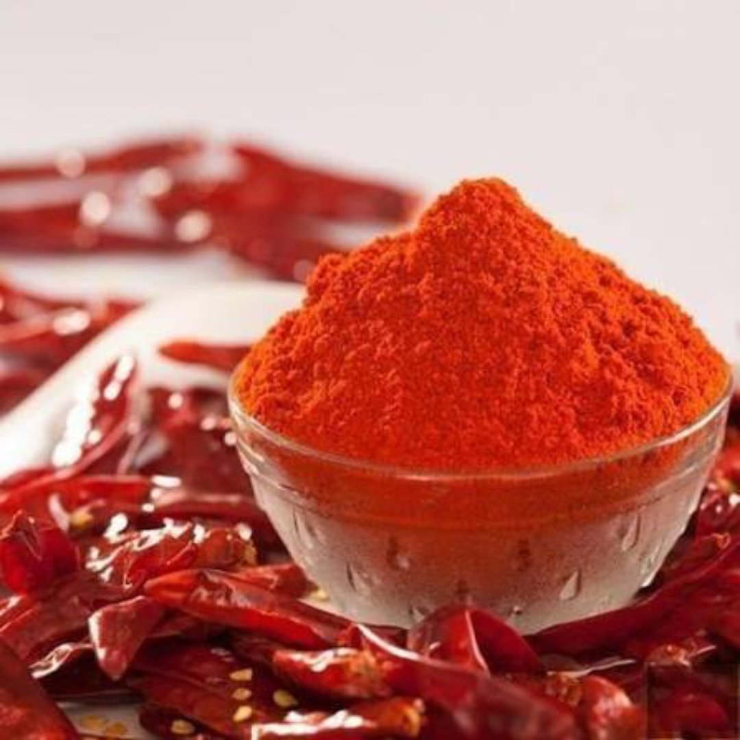 r_mistari's tweet image. &quot;One Pinch… A Thousand Flavors!&quot; 🌶️

Bring home the fiery taste of India with YSPM Red Chilli &amp;amp; Chilli Powder.
Pure • Natural • Aromatic
📞 9833990428 | 🌐 yspminternationaltrade.com
Email: yspminternationaltrade@gmail.com

#YSPMInternationalTrade
#SpiceExport
#IndianSpiceExport