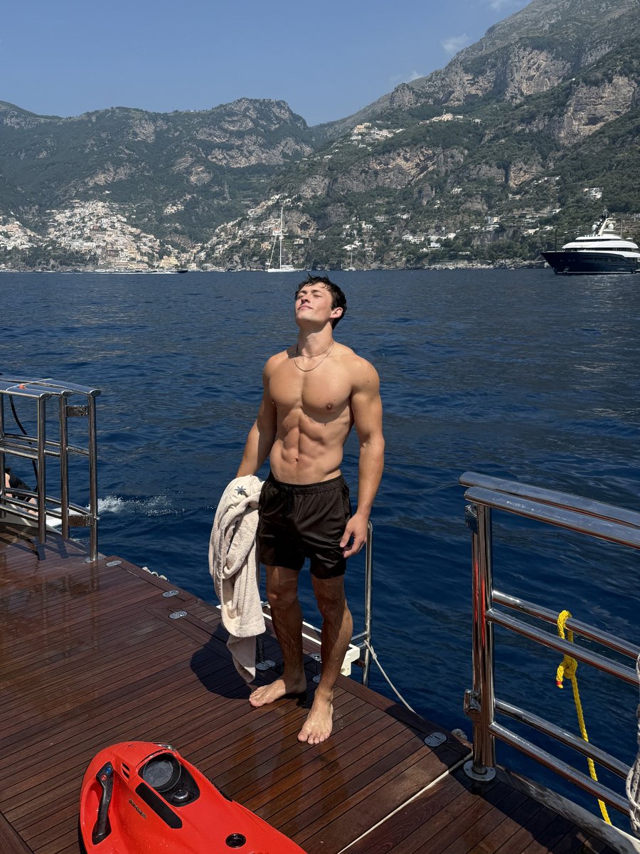 Rainer Dawn tweet media