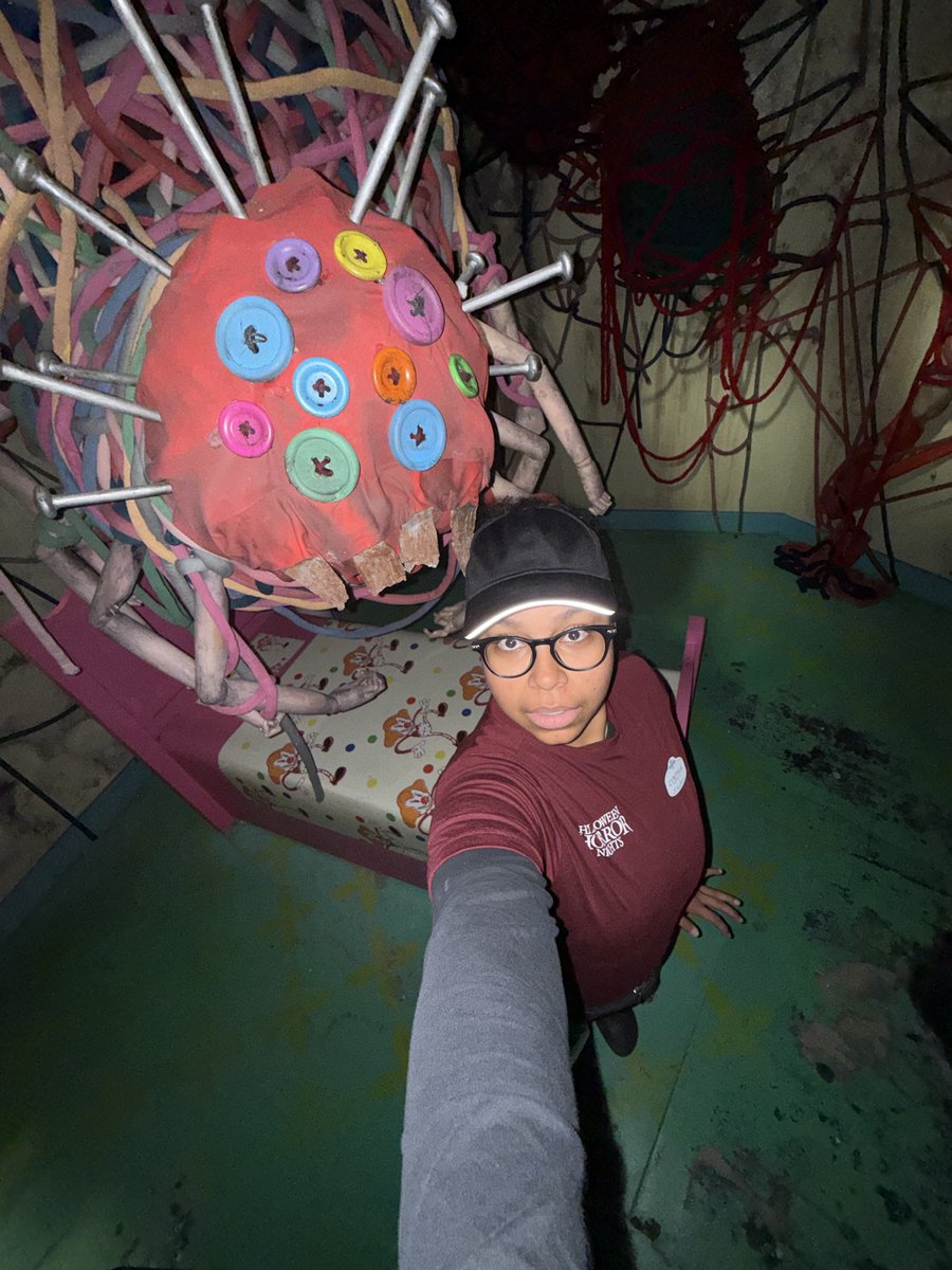 cypherhannie's tweet photo. UGH this is so sick and twisted i can’t go visit my favorite buck toothed yarn spider whenever i want anymore https://t.co/kk1ZpbePPg