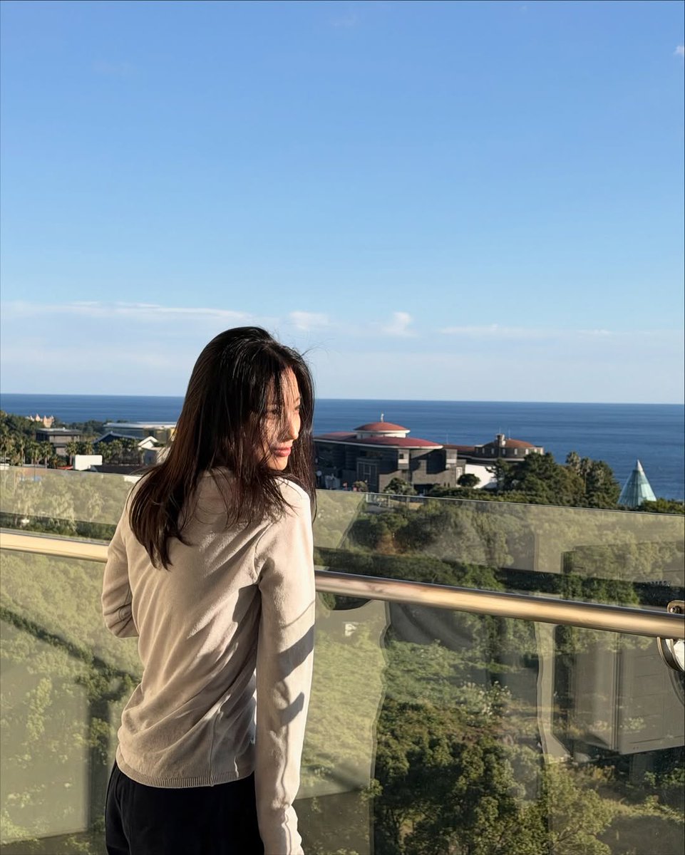 fiq_D_flover's tweet image. [🦊 saeromssee] -Instagram Update-

My peace 

#이새롬 #LeeSaerom