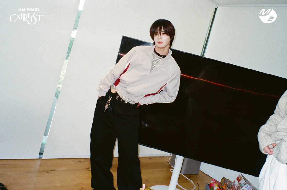 M2MPD's tweet photo. 앤팀이 직접 찍은 셀프 필름카메라 공개📸
우리 늑대 가족들 안아..🐺❤️

[ON YOUR ARTIST] &amp;TEAM 편
▶ https://t.co/t3ia99QFEV

#ON_YOUR_ARTIST #온유어아티스트 #OYA
#andTEAM #앤팀 @andTEAMofficial https://t.co/vOhSsN6pwZ