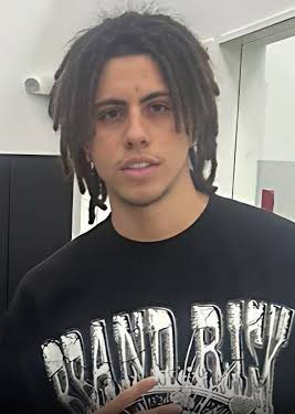 FearBuck tweet media